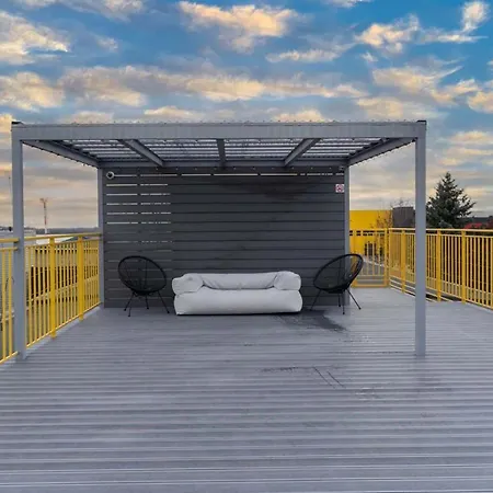 Apartment Air 320